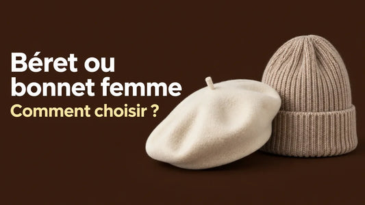 Béret blanc cassé en laine à côté d'un bonnet côtelé beige
