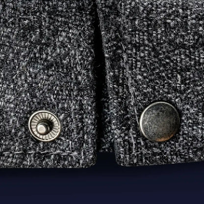 Gros plan boutons pression réglage taille casquette plate homme Gabriel - La Maison du Béret